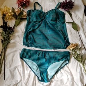 Motherhood Maternity striped swimsuit EUC!